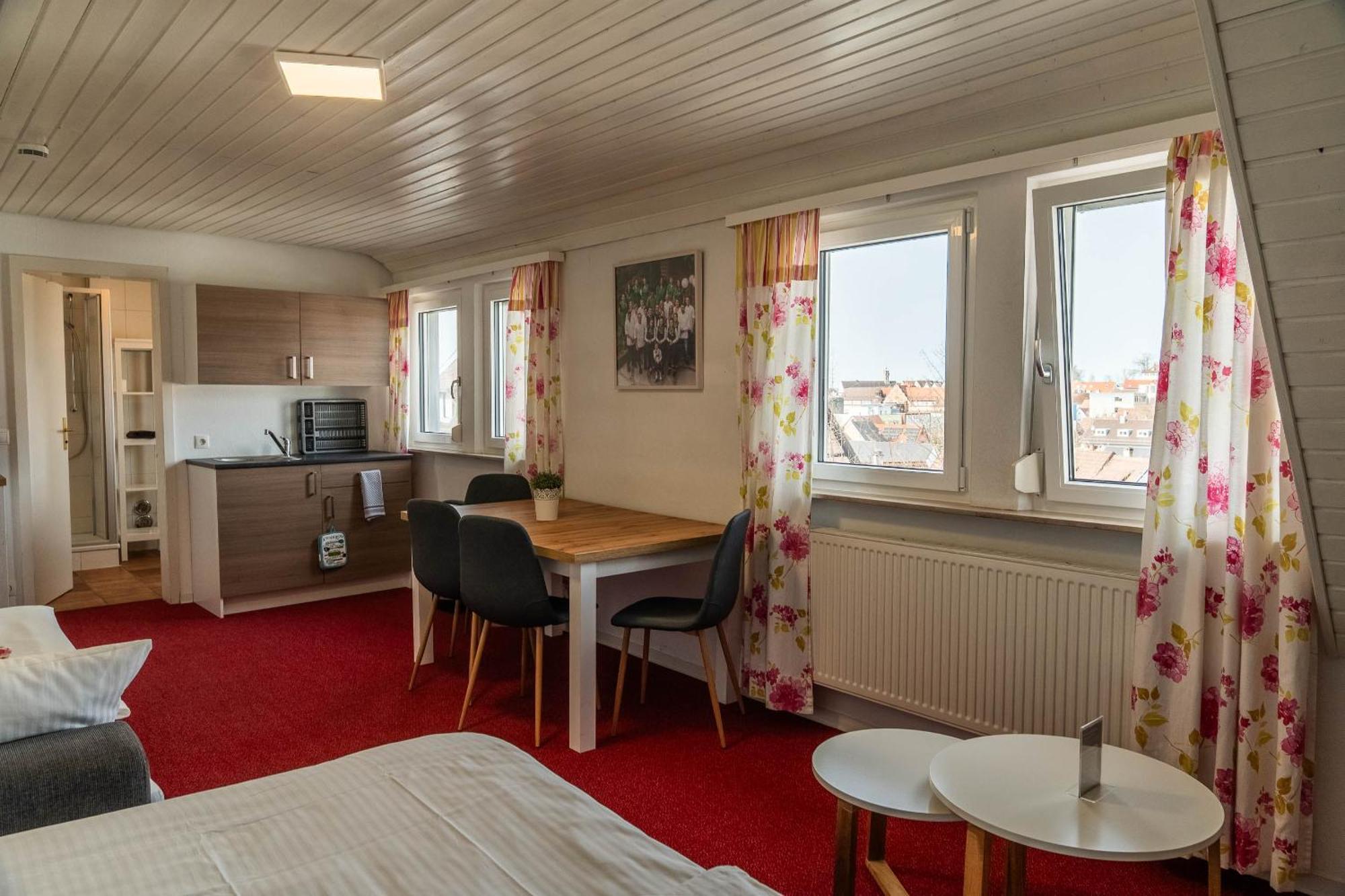 Hotel & Restaurant Zum Reussenstein Böblingen Zewnętrze zdjęcie